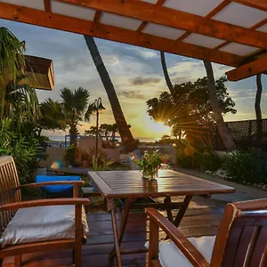 https://aruba-sunset-beach-studios.comcaribbean.com
