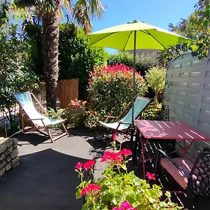 https://studio-vue-sur-jardin-3-mn-en-voiture-de-la-mer.inbrittany.com